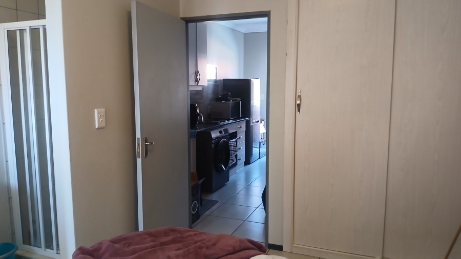 1 Bedroom Property for Sale in Bult West North West